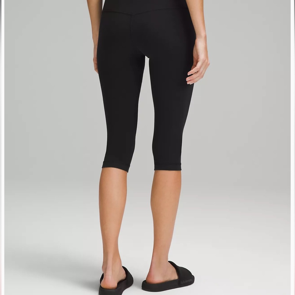 Lululemon Cropped Align - image 5